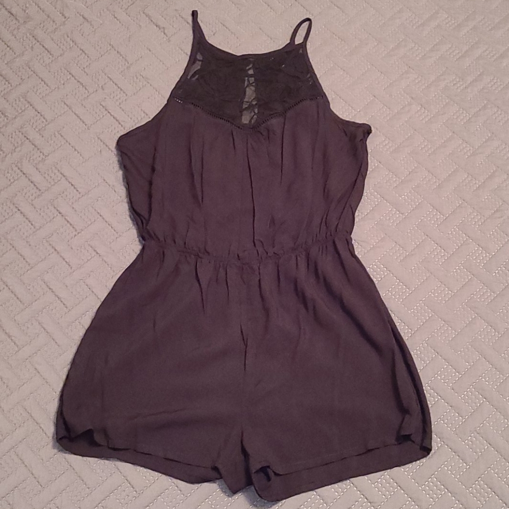 🎉 3/$25 Black Lace Romper